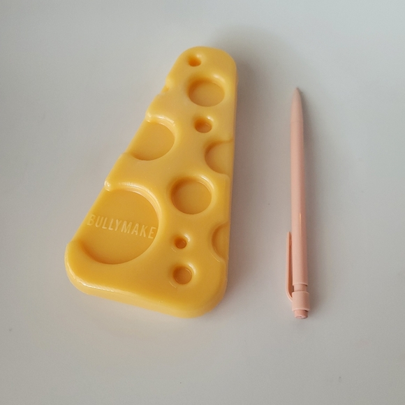3/$21 Cheese Dog Toy 🧀 - Picture 4 of 4